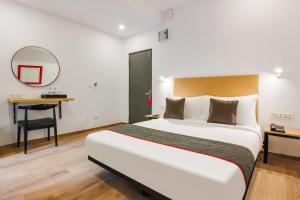 Super Townhouse THE CINCO HOTEL NEAR ESI HOSPITAL ( SR NAGAR)