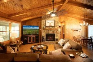 Cozy ‘Grey Fox’ Cabin Between Boone & Blowing Rock - Aho
