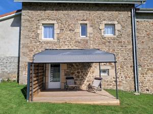 Gîte de Charme pour 6 personnes avec Terrasse et Wifi - FR-1-582-529