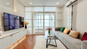 Lamie Homestay - Vinhomes Times City