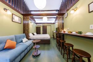鶴橋和モダン古民家 縁家 Enya-Japanese Townhouse 2min to Tsuruhashi Station Easy Access to Namba and Dotonbori