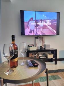 Cozy Spacious 2br at North Edsa QC