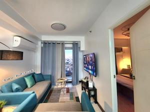 Cozy Spacious 2br at North Edsa QC