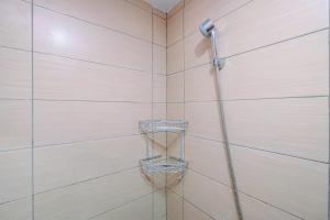 Comfortable and Simply Studio Room at Margonda Residence 5 Apartment By Travelio