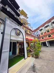 Phunaya Phuket Oldtown Hotel - Ban Kuku