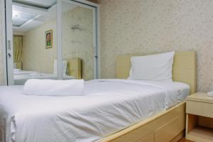 Comfort Living and Strategic Studio at Kebagusan City Apartment By Travelio