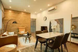 Homestay CHẤT - Serenity Old Quarter Edge - Free Laundry