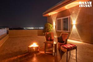 StayVista at Grey Sky 3 BHK villa with Pool, Balcony, and Scenic View at Udaipur