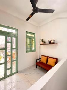 Saigon Holiday House