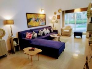 Studio Apartment with Green Lawn