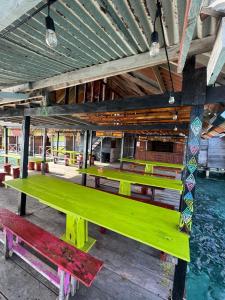 Cabañas sobre el mar en Guna Yala