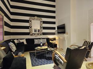 Oasis - 7 min from Majorelle - Medina and Nightlife with AC and Pool