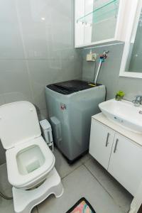 City Chill SpotStyle Meets Smiles Swim Gym Park 1765