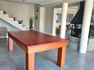 Hout Bay Lookout - Bay & Mountain Views