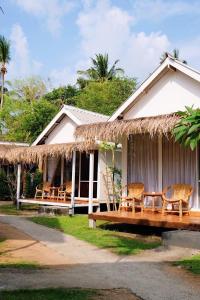 Sea Escapes Resort