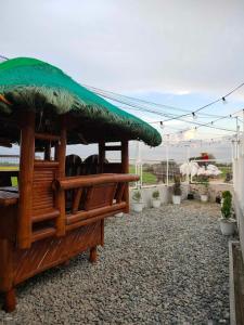 Praise Farmhouse - Private Farmhouse Staycation