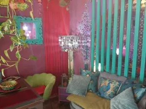 MAISONETTE Fata Bislacca, calcata - 卡尔卡塔