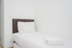 Pleasant and Homey Studio Apartment at M-Town Residence By Travelio