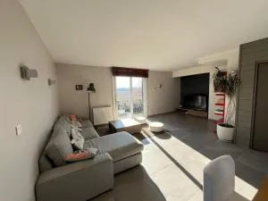 Maison pour 9 à 11 personnes - Bernac