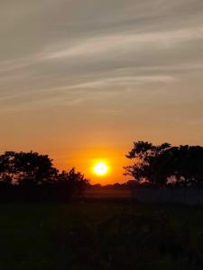 Praise Farmhouse - Private Farmhouse Staycation