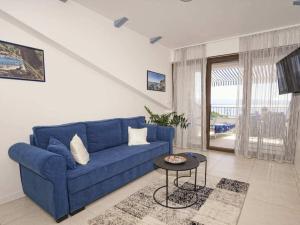 Apartment Blue with sea view and whirlpool