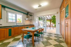 Elegant Villa in Playa Honda with Private Pool