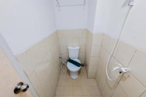 Luxury Studio at 19th Floor Apartment Urbantown Serpong By Travelio