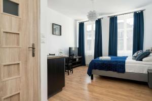 Modern Apartments Very Berry in the Centre of Poznań by Noclegi Renters