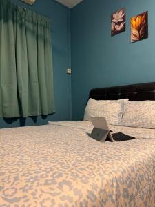charming 1br retreat in bayan lepas 1car park Malaysian guest only Netflix