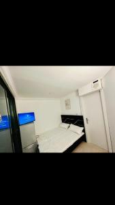 Shamesi Tower - Aparthotels, Dubai