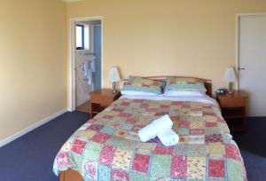 Horizons Beachfront Apartment