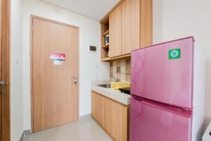 Comfort and Homey Studio Apartment at B Residence By Travelio