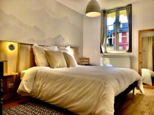 Appartements Appartement Tout Confort Coeur de Ville Grand Balcon Le Neouvielle : photos des chambres