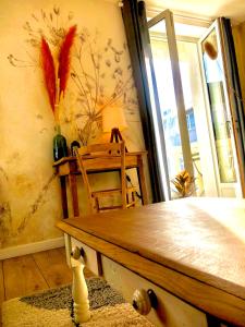 Appartements Appartement Tout Confort Coeur de Ville Grand Balcon Le Neouvielle : photos des chambres