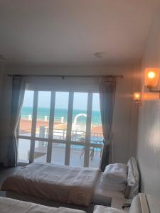 Dawn at sea Cha-am beach