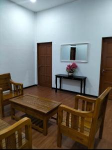 Noorsyah Roomstay Kangar Jaya