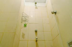 Fancy and Nice Studio at Serpong Greenview Apartment By Travelio