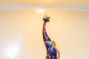 Boutique Air Retreat Relax Laugh Swim Gym Car Park 1767