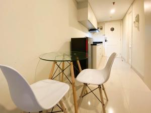 Modern Look Studio Apartment at Marquis de Lafayette By Travelio