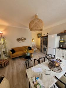 Appartements Le Rocher appartement Cotignac : photos des chambres