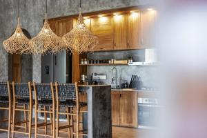 Brand New 4BR Villa with Pool, Sauna & Fire pit close to Nusa Dua and Uluwatu