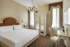 Deluxe Double or Twin Room room in Maison Venezia | UNA Esperienze