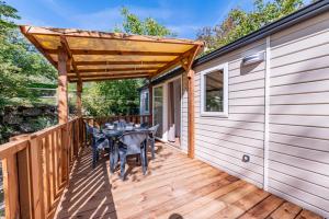 Campings Camping Le Plan d-Eau : photos des chambres