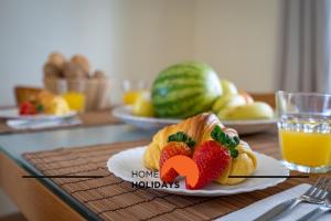 #269 T2 Bicos Flat R by Home Holidays