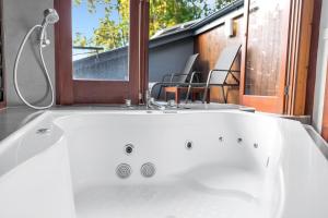 Pole home in paradise at Kuranda