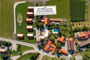 Martinova izba - Rooms & Apartments - Jurklošter