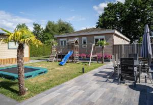 Mooie, luxe woning aan het water 7 persoons VP005