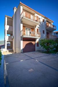 AMI Apartment Strožanac