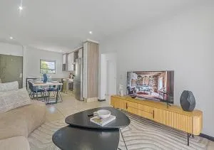 Serene Ground Floor Retreat with Private Garden - Sandton