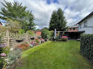 Wiesengrund - gepflegte und gemütlich FeWo mit Garten